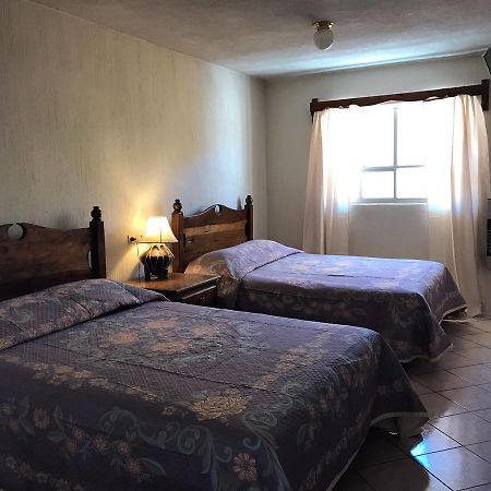 Hotel Puesta Del Sol Кріл Екстер'єр фото