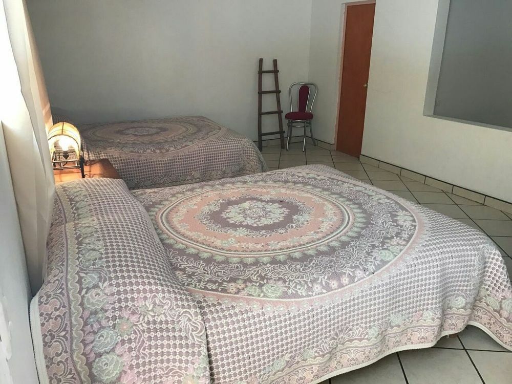 Hotel Puesta Del Sol Кріл Екстер'єр фото